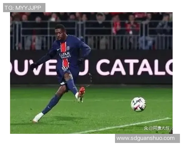 法甲联赛焦点战：巴黎FC主场迎战挑战者能否全取3分