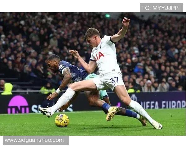 范德文:只要我们做得更好 就能够创造更多机会避免失利 范德文:只要我们做得更好 就能够创造更多机会避免失利