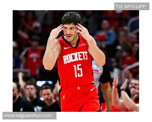 乌度卡强调提升进攻效率与防守平衡 季前赛进攻排第一 乌度卡强调提升进攻效率与防守平衡 季前赛进攻排第一